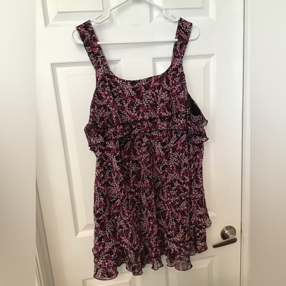 Plus Size Lane Bryant Dressy Tank - Picture 1 of 3